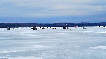 IceFishing